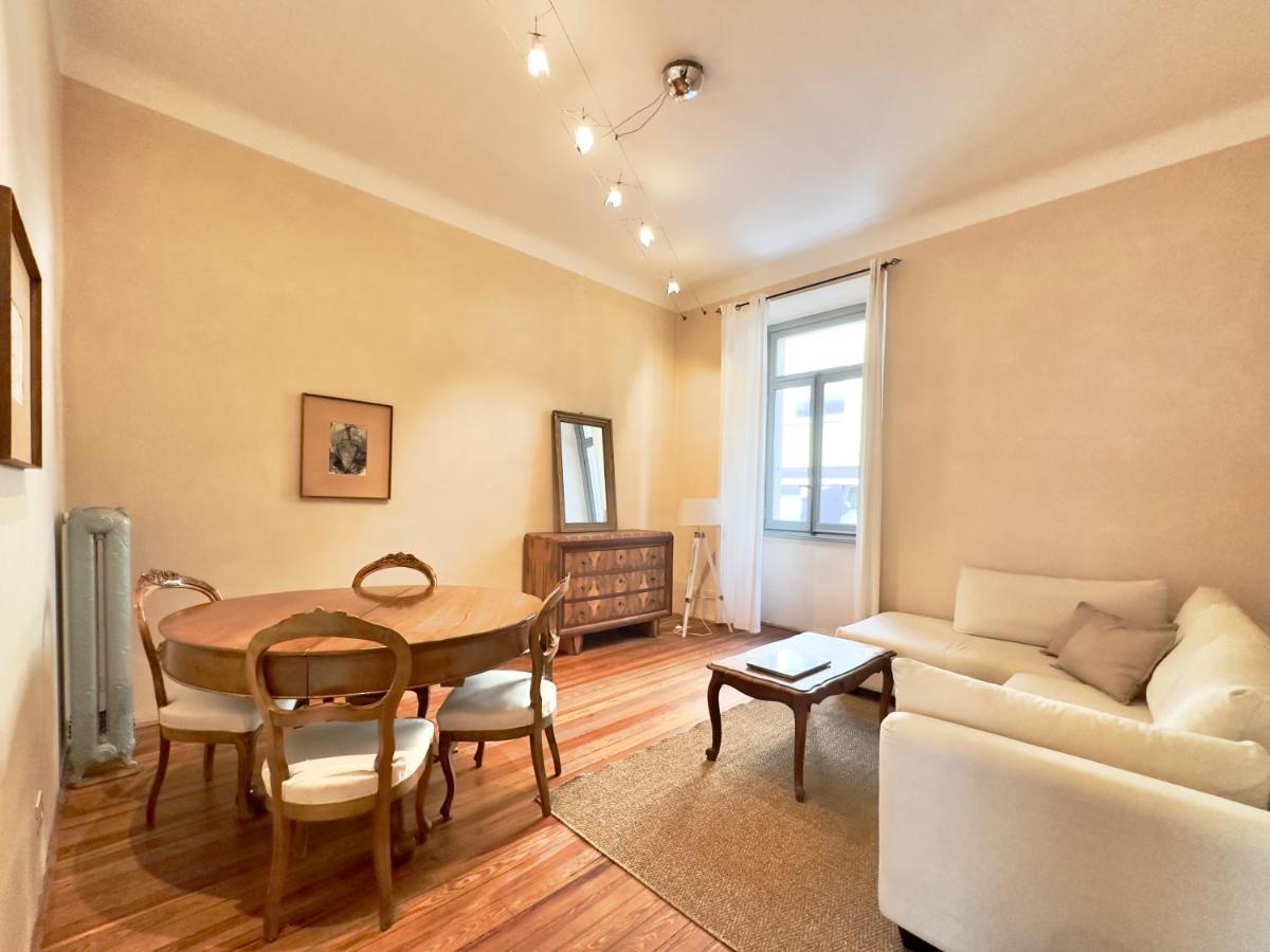 Suite Cavour By Icasamia It Varese Exterior foto